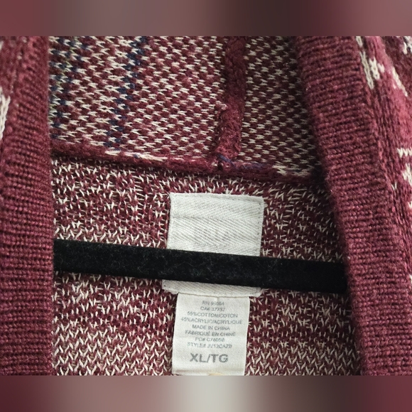 Billabong Maroon and White Knit Cardigan - Picture 2 of 3